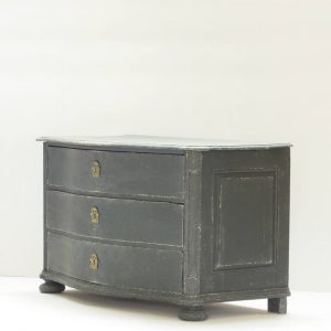 18c French serpentine commode in oak painted finish original hardware