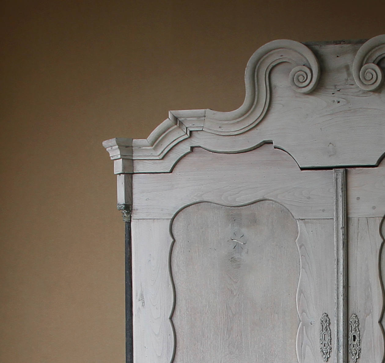 19c Dutch linen press in oak and elm with stone grey wash and painted interior cornice detail top section
